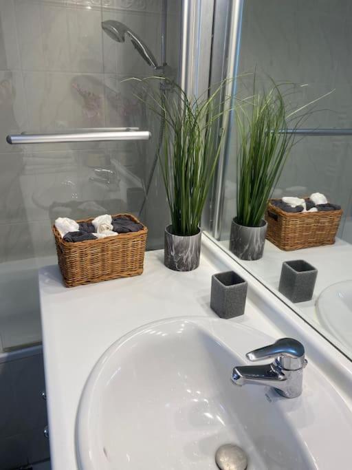 Magnifique Duplex 45 M2 Aux Portes De Paris Metro Barbara A 30Mn Expo Porte De Versailles Montrouge Zewnętrze zdjęcie