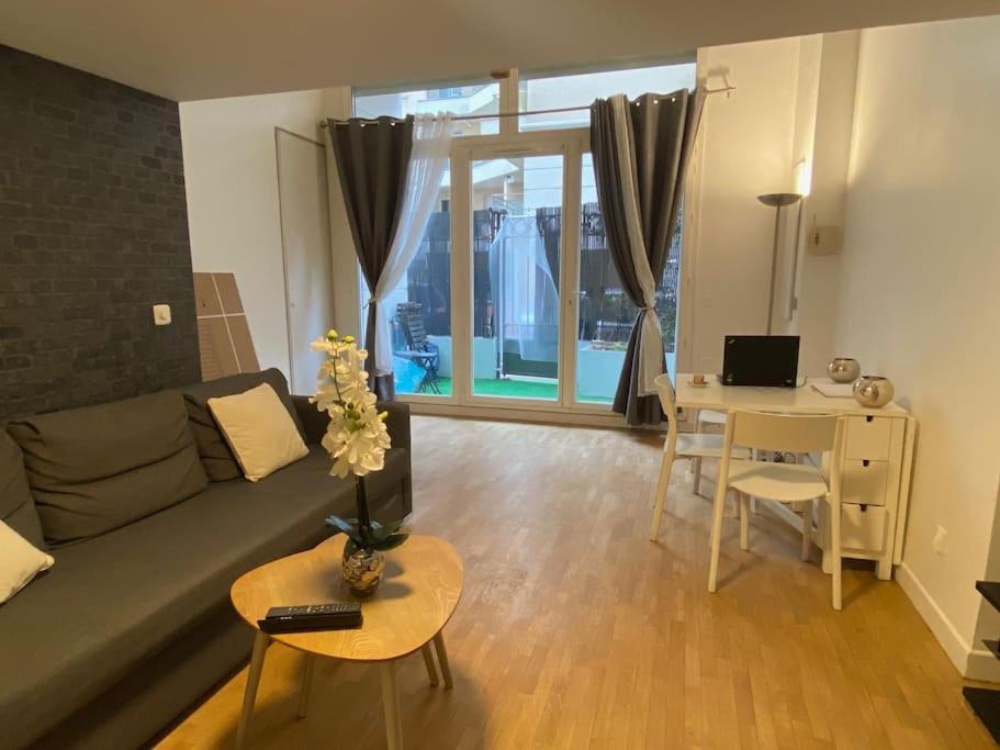 Magnifique Duplex 45 M2 Aux Portes De Paris Metro Barbara A 30Mn Expo Porte De Versailles Montrouge Zewnętrze zdjęcie