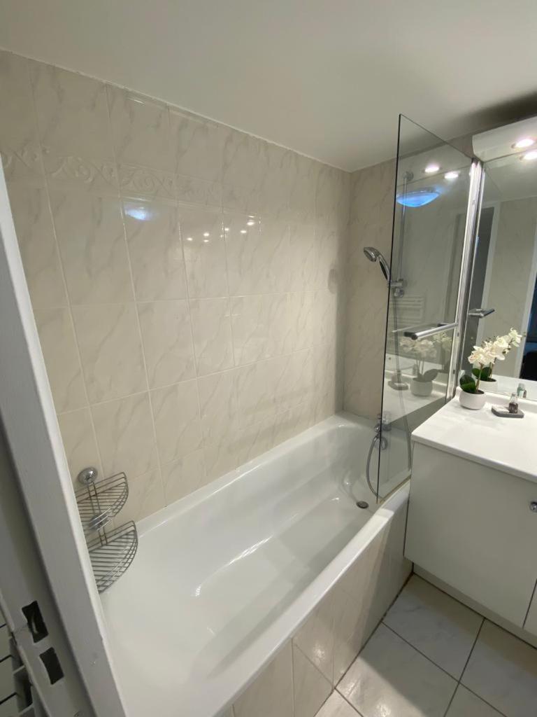 Magnifique Duplex 45 M2 Aux Portes De Paris Metro Barbara A 30Mn Expo Porte De Versailles Montrouge Zewnętrze zdjęcie